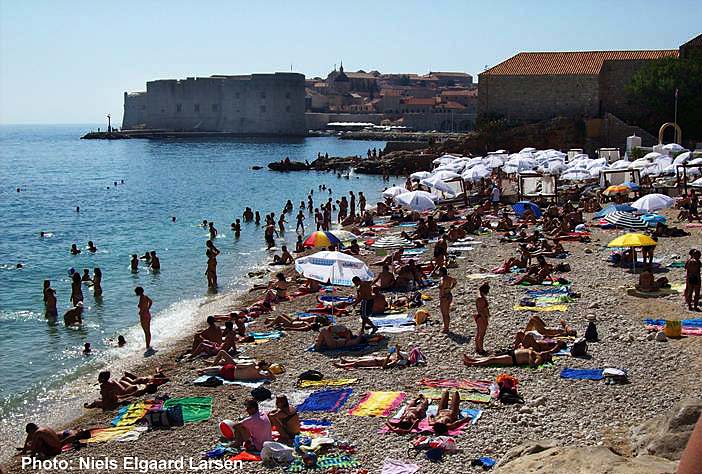Busy Summer day in Banje Beach - Dubrovnik