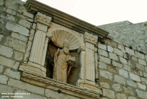 Statue of Sveti Vlaho, the patron saint of Dubrovnik at Ploce Gate